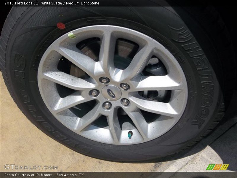 White Suede / Medium Light Stone 2013 Ford Edge SE