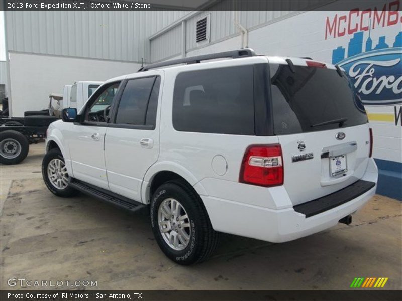 Oxford White / Stone 2013 Ford Expedition XLT