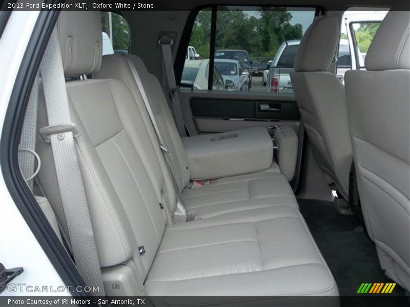 Oxford White / Stone 2013 Ford Expedition XLT