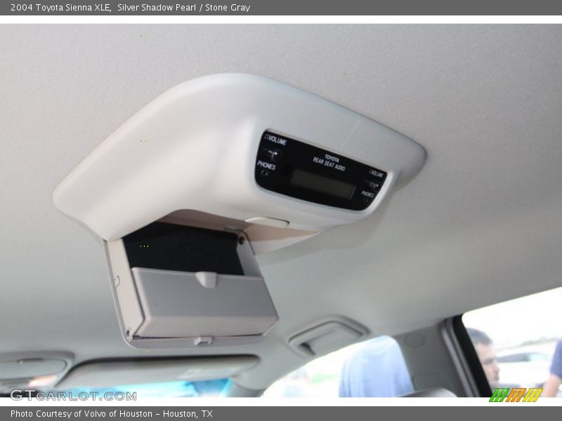 Silver Shadow Pearl / Stone Gray 2004 Toyota Sienna XLE