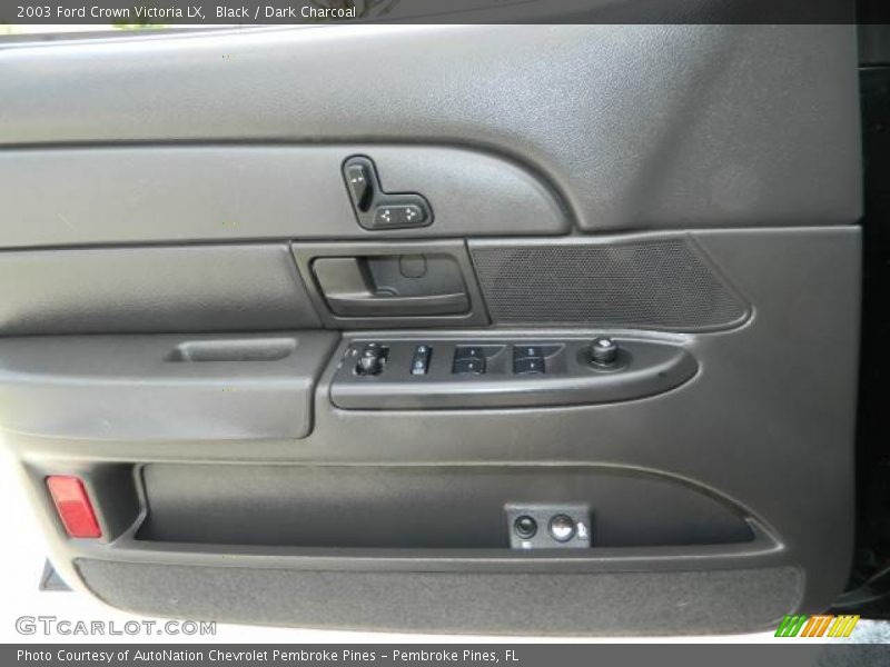 Black / Dark Charcoal 2003 Ford Crown Victoria LX