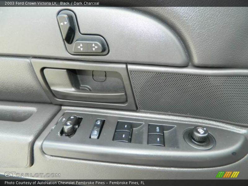 Black / Dark Charcoal 2003 Ford Crown Victoria LX