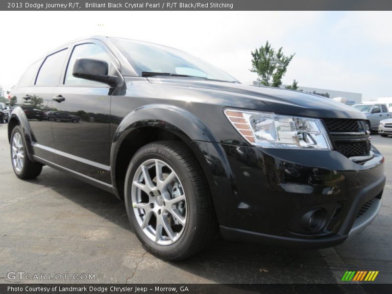 Front 3/4 View of 2013 Journey R/T