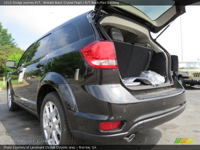 Brilliant Black Crystal Pearl / R/T Black/Red Stitching 2013 Dodge Journey R/T