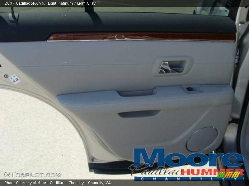Light Platinum / Light Gray 2007 Cadillac SRX V6