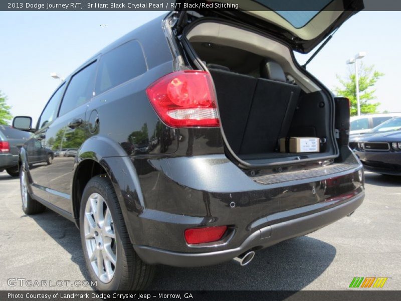 Brilliant Black Crystal Pearl / R/T Black/Red Stitching 2013 Dodge Journey R/T