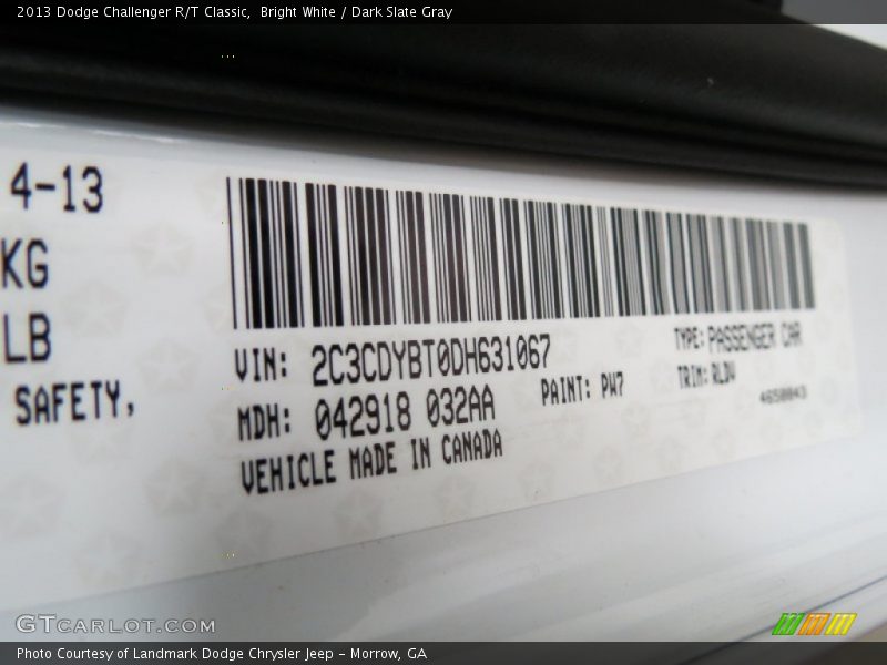 Bright White / Dark Slate Gray 2013 Dodge Challenger R/T Classic
