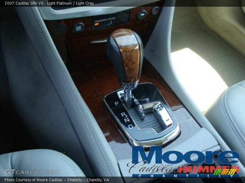 Light Platinum / Light Gray 2007 Cadillac SRX V6