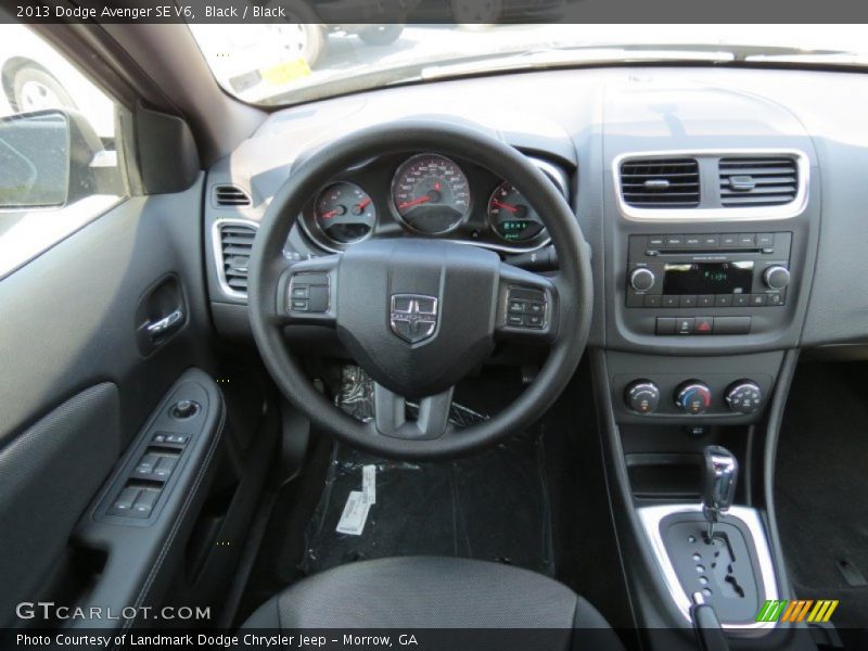 Black / Black 2013 Dodge Avenger SE V6