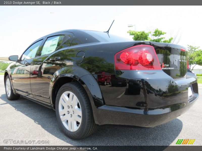 Black / Black 2013 Dodge Avenger SE