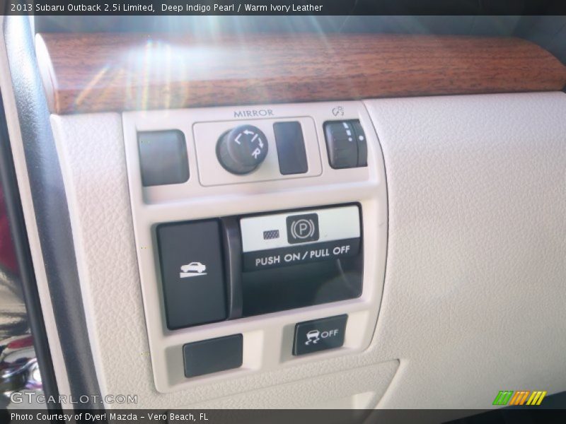 Deep Indigo Pearl / Warm Ivory Leather 2013 Subaru Outback 2.5i Limited