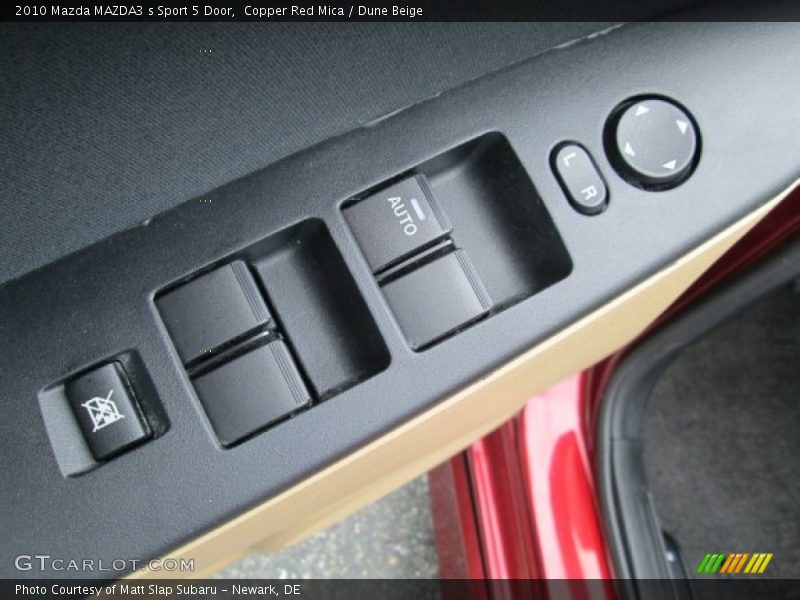 Copper Red Mica / Dune Beige 2010 Mazda MAZDA3 s Sport 5 Door