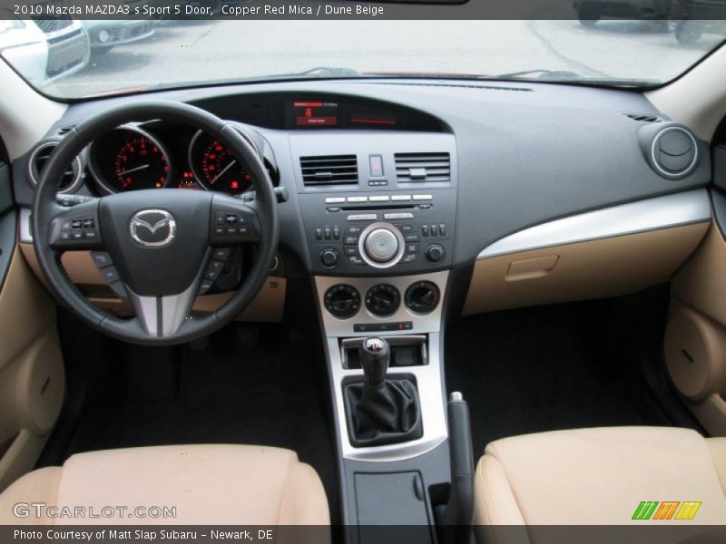 Dashboard of 2010 MAZDA3 s Sport 5 Door