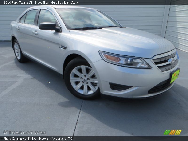 Ingot Silver Metallic / Light Stone 2010 Ford Taurus SE