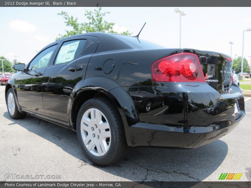 Black / Black 2013 Dodge Avenger SE