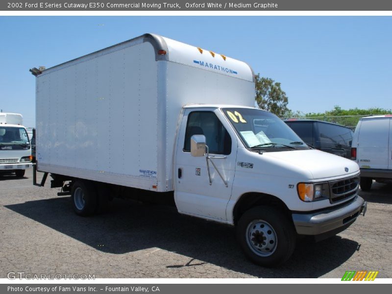 Oxford White / Medium Graphite 2002 Ford E Series Cutaway E350 Commercial Moving Truck