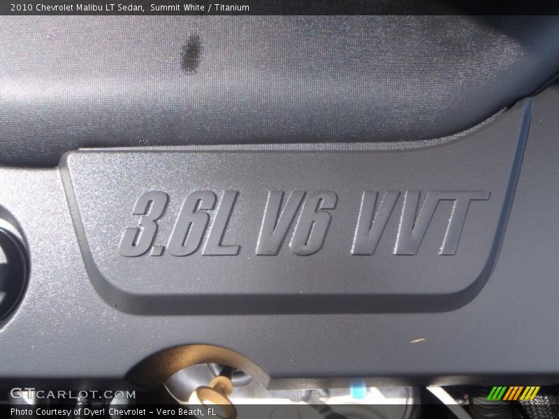 Summit White / Titanium 2010 Chevrolet Malibu LT Sedan