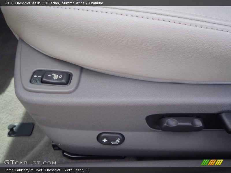 Summit White / Titanium 2010 Chevrolet Malibu LT Sedan