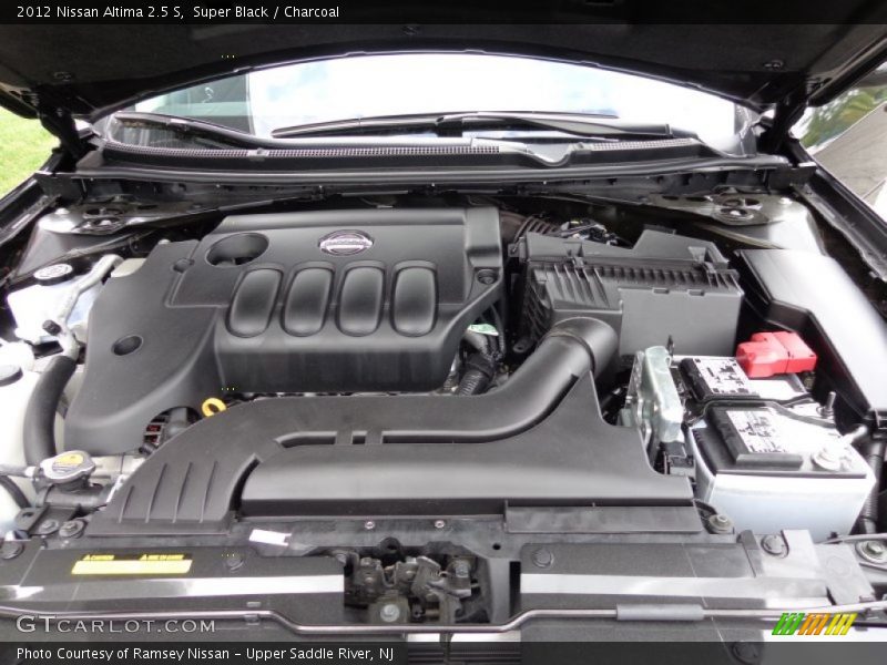 Super Black / Charcoal 2012 Nissan Altima 2.5 S