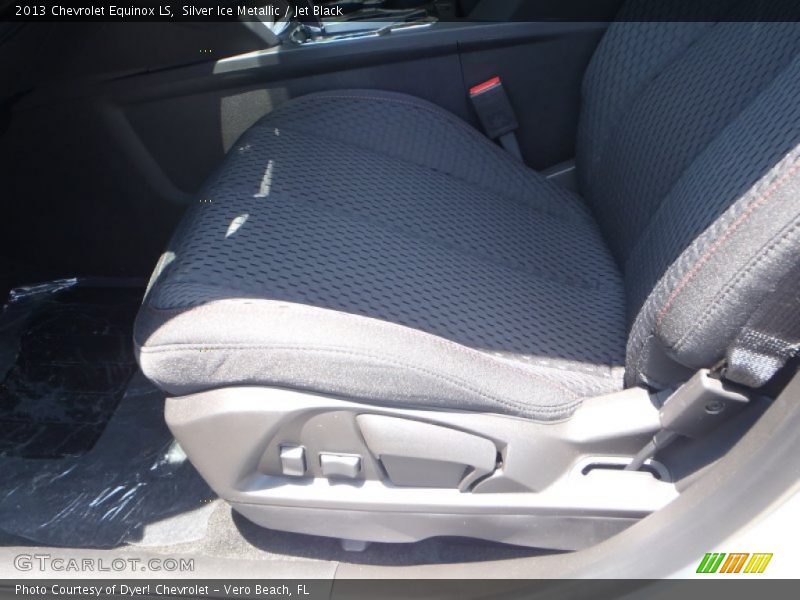 Silver Ice Metallic / Jet Black 2013 Chevrolet Equinox LS