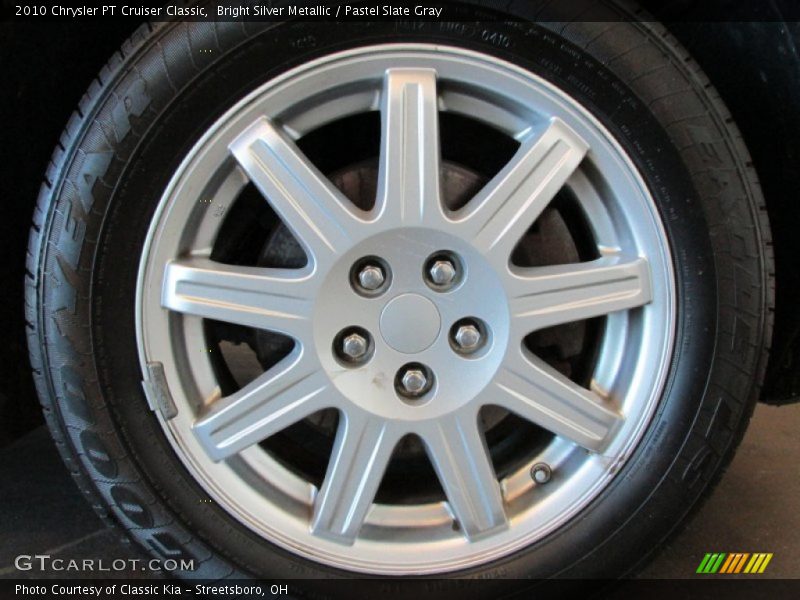 Bright Silver Metallic / Pastel Slate Gray 2010 Chrysler PT Cruiser Classic