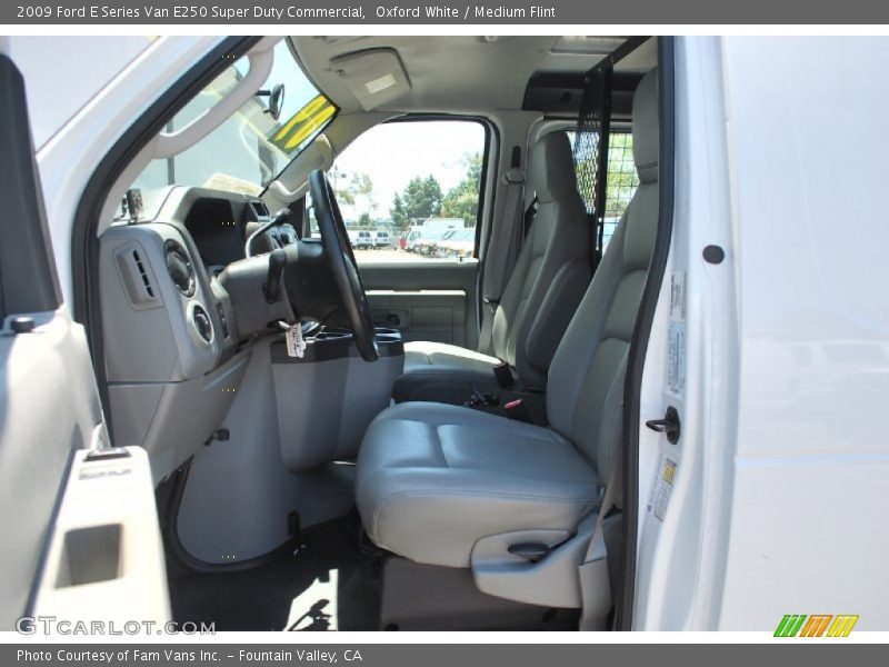 Oxford White / Medium Flint 2009 Ford E Series Van E250 Super Duty Commercial