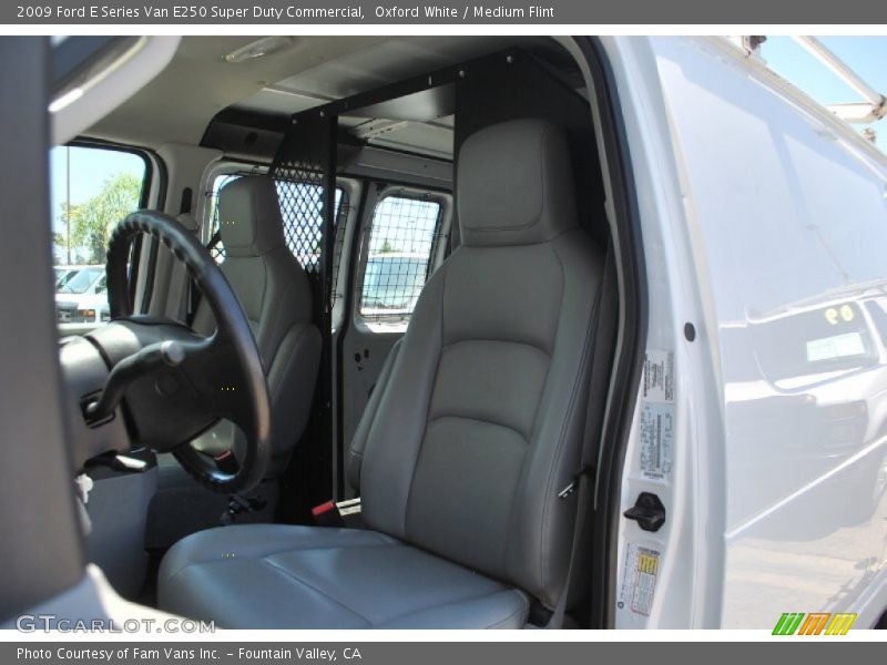 Oxford White / Medium Flint 2009 Ford E Series Van E250 Super Duty Commercial