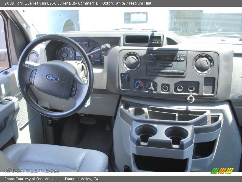 Oxford White / Medium Flint 2009 Ford E Series Van E250 Super Duty Commercial