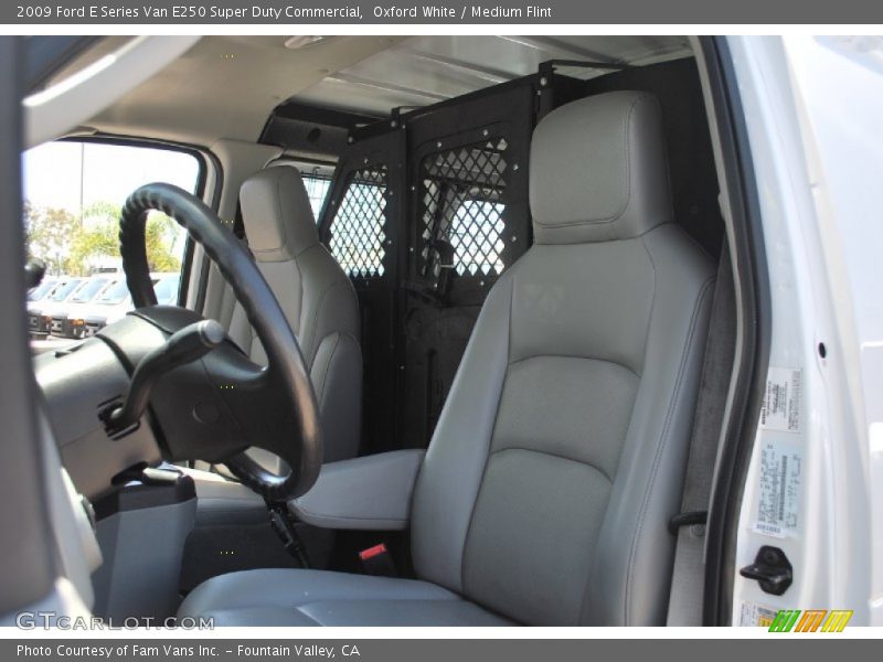 Oxford White / Medium Flint 2009 Ford E Series Van E250 Super Duty Commercial