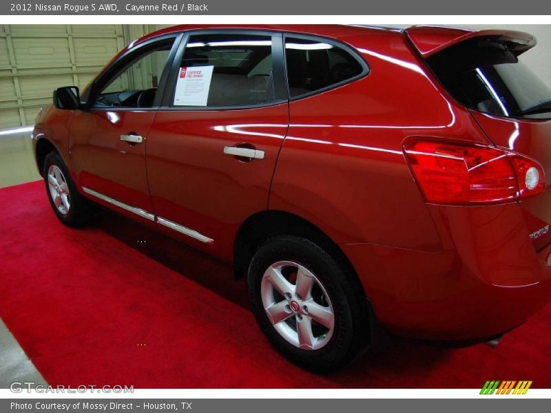 Cayenne Red / Black 2012 Nissan Rogue S AWD