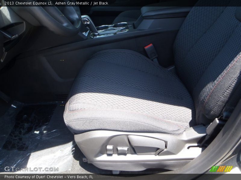 Ashen Gray Metallic / Jet Black 2013 Chevrolet Equinox LS