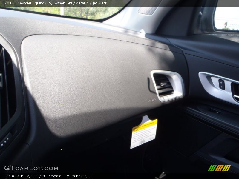 Ashen Gray Metallic / Jet Black 2013 Chevrolet Equinox LS