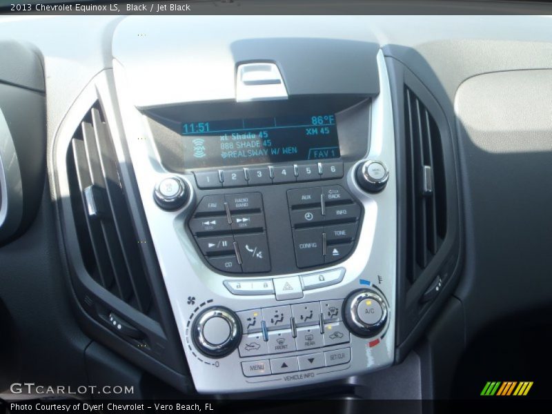 Black / Jet Black 2013 Chevrolet Equinox LS