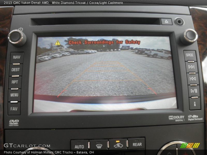 White Diamond Tricoat / Cocoa/Light Cashmere 2013 GMC Yukon Denali AWD