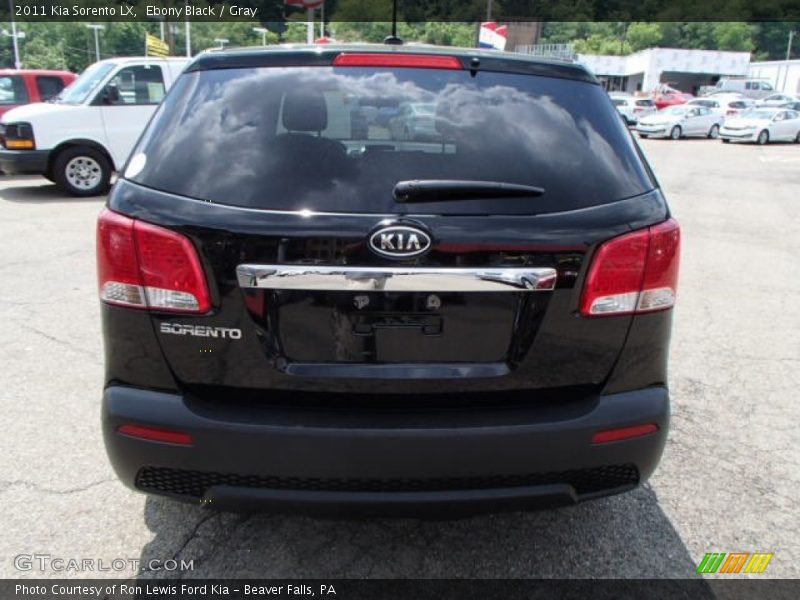 Ebony Black / Gray 2011 Kia Sorento LX