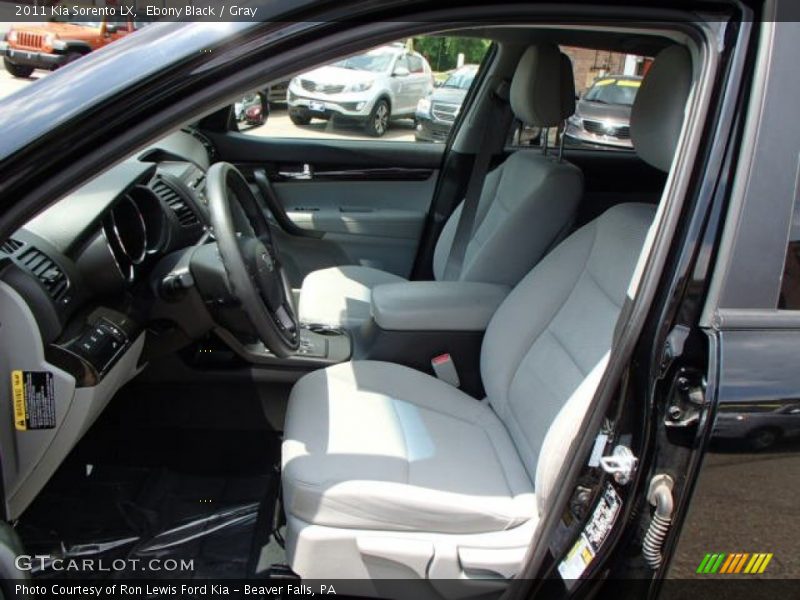 Ebony Black / Gray 2011 Kia Sorento LX