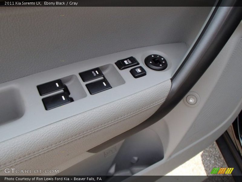 Ebony Black / Gray 2011 Kia Sorento LX