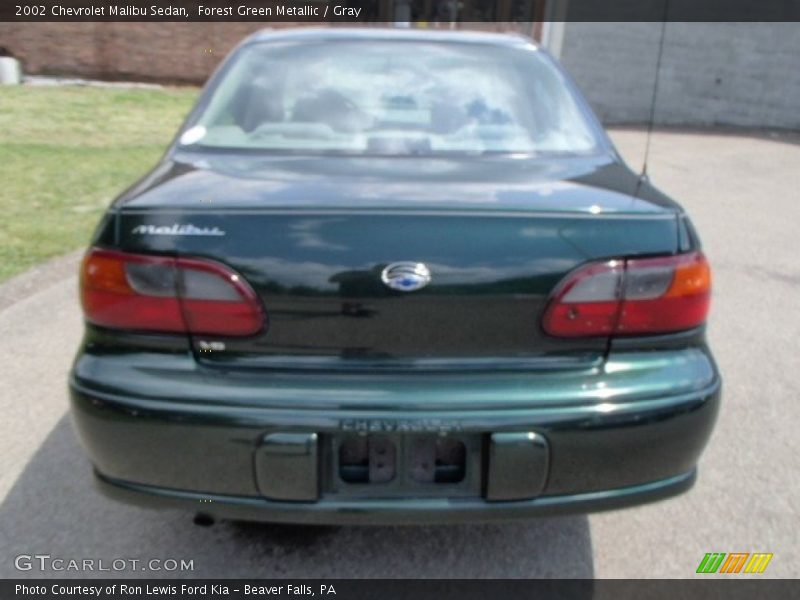 Forest Green Metallic / Gray 2002 Chevrolet Malibu Sedan