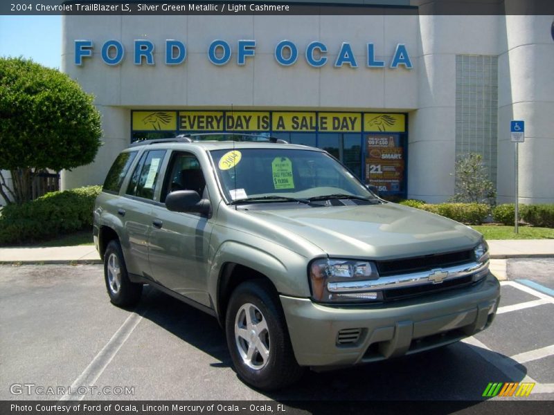 Silver Green Metallic / Light Cashmere 2004 Chevrolet TrailBlazer LS