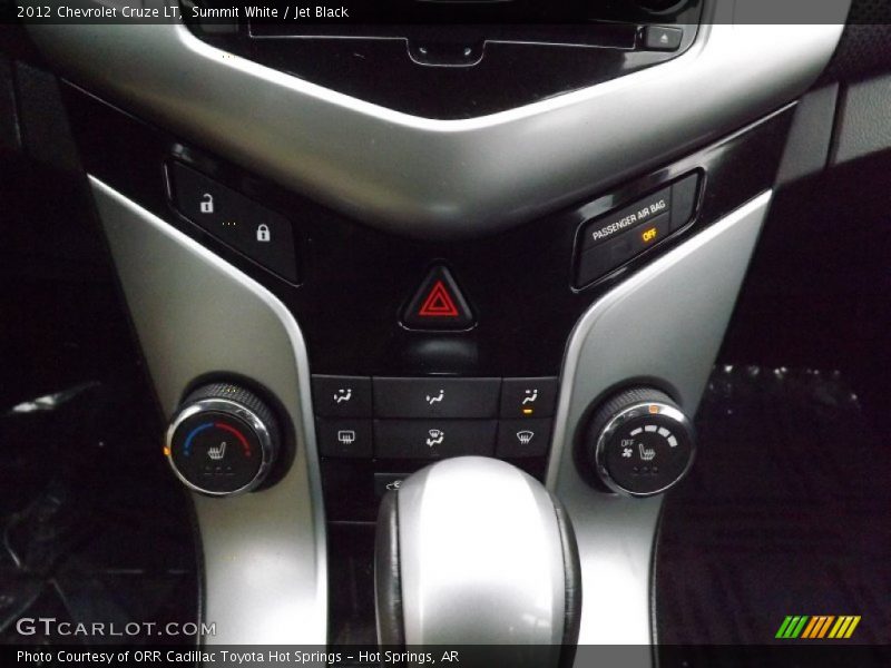 Summit White / Jet Black 2012 Chevrolet Cruze LT