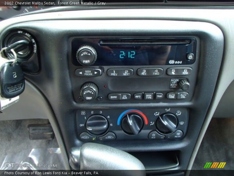 Controls of 2002 Malibu Sedan
