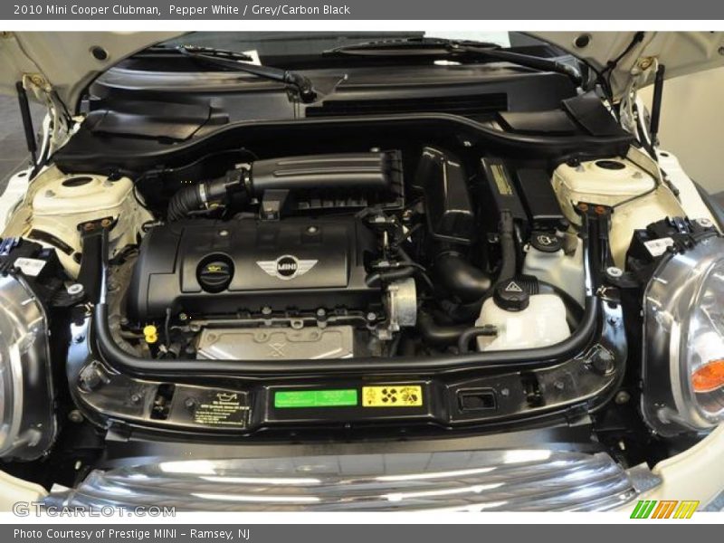 Pepper White / Grey/Carbon Black 2010 Mini Cooper Clubman