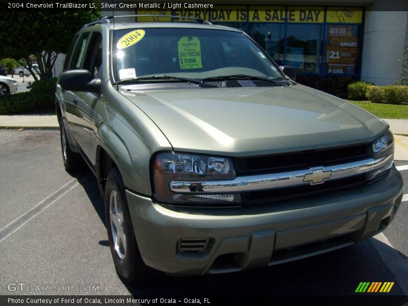 Silver Green Metallic / Light Cashmere 2004 Chevrolet TrailBlazer LS