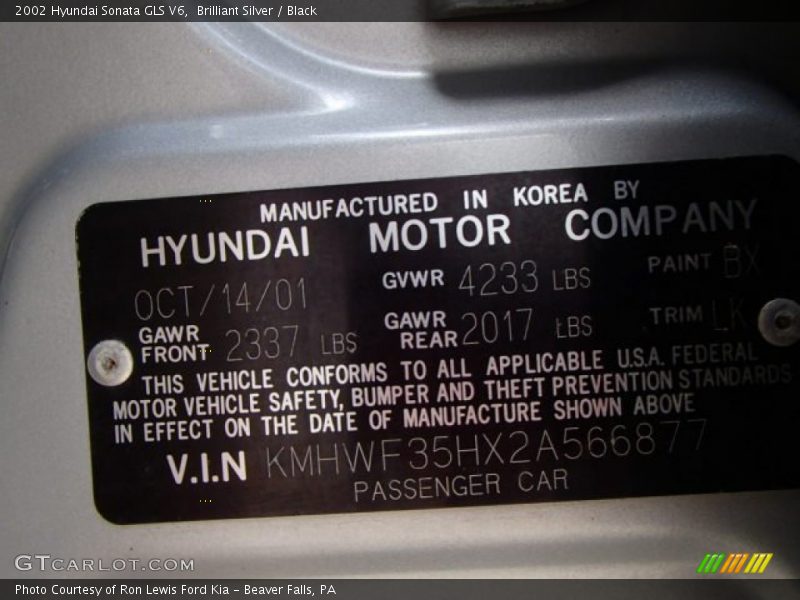 Brilliant Silver / Black 2002 Hyundai Sonata GLS V6
