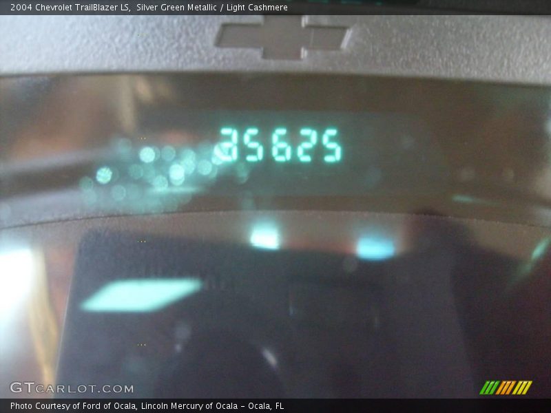 Silver Green Metallic / Light Cashmere 2004 Chevrolet TrailBlazer LS