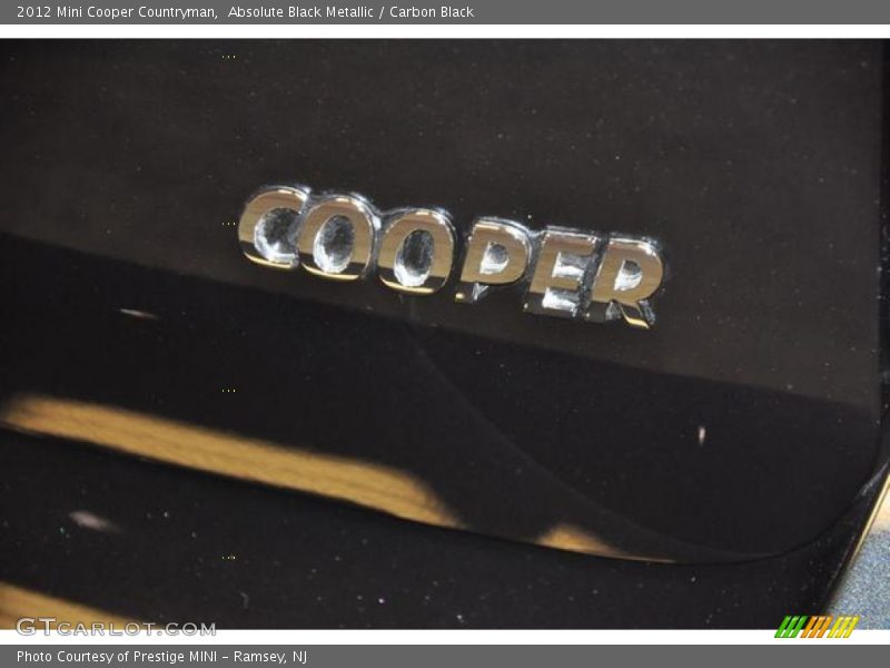 Absolute Black Metallic / Carbon Black 2012 Mini Cooper Countryman