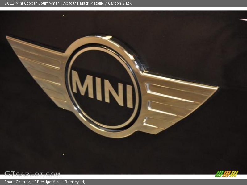 Absolute Black Metallic / Carbon Black 2012 Mini Cooper Countryman