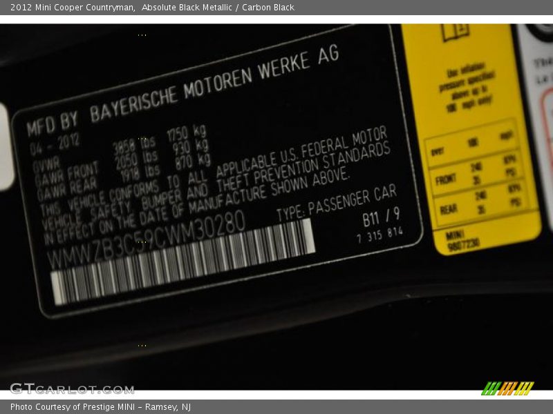 Absolute Black Metallic / Carbon Black 2012 Mini Cooper Countryman