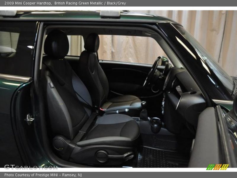 British Racing Green Metallic / Black/Grey 2009 Mini Cooper Hardtop