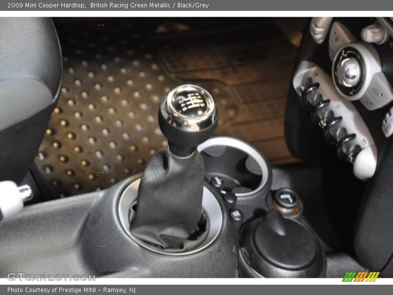 British Racing Green Metallic / Black/Grey 2009 Mini Cooper Hardtop